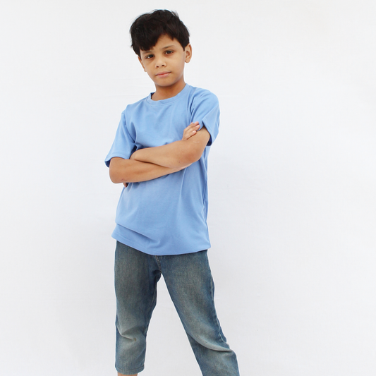 Sky blue basic t-shirt for boys & girls front view
Kids unisex sky blue t-shirt round neck half sleeves
Comfortable sky blue cotton t-shirt for children unisex