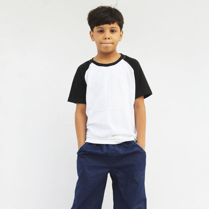 Black and white raglan T-shirt for kids with contrast sleeves